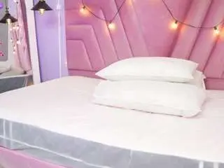 Camsoda Private Sex Chat of thinsamathagirl