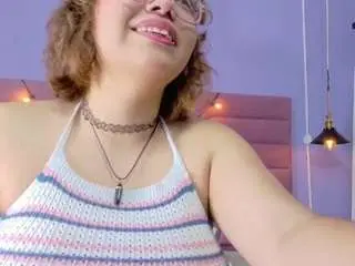 Camsoda Free Porn Cam of aliceevelvet