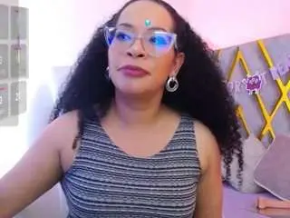 Camsoda Nude Webcam of cintia-holms