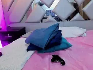 Camsoda Sex Cam of lorenn-hill