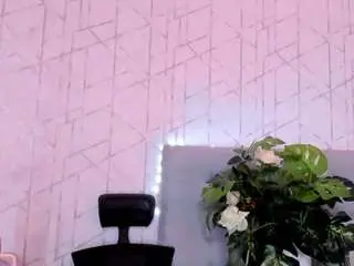 Camsoda Sex Cam of saraaalvarexz