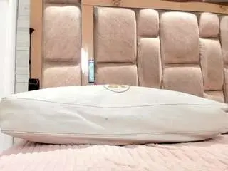 Camsoda Live Sex Cam of lilian-starfire