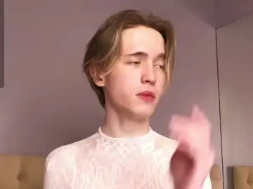 Chaturbate Live Sex Cam of astreanmidnight