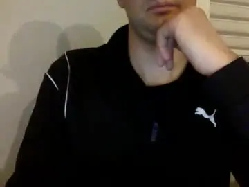 Chaturbate Live Sex of bigdickshowoff9877