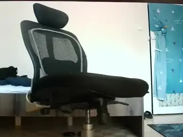 Chaturbate Live Sex of logan_18xxx