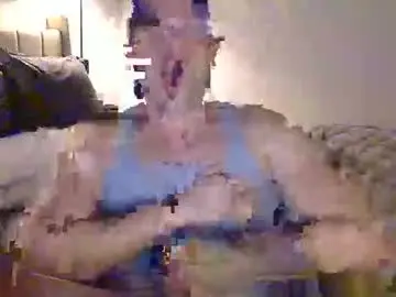 Chaturbate Free Live Porn of louisvalmer