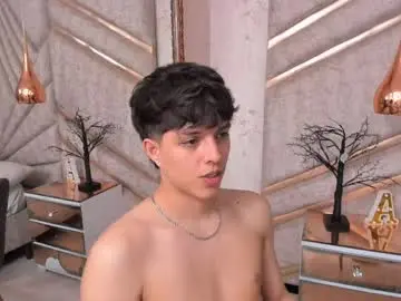 Chaturbate Watch Live Sex Cams of lucasopry