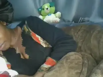 Chaturbate Free Live Porn of cilia_petite