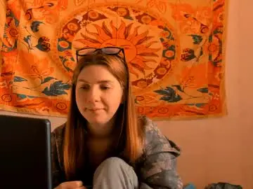 Chaturbate Free Live Porn of aliceinredsquare_