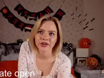 Chaturbate Best live sex cam show of anika_heir