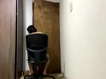 Chaturbate Watch Live Sex Cams of aw0052