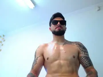 Chaturbate Free Live Porn of big_impactt