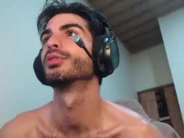 Chaturbate Live Sex Cam of therazhanen