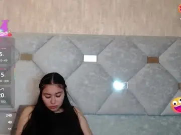 Chaturbate Nude Webcam of adaira31