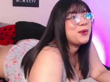 Chaturbate Best live sex cam show of alexakimm