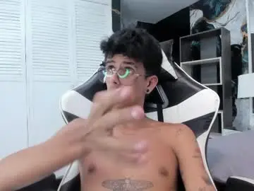 Chaturbate Sex Chat of andyxibrat