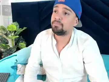 Chaturbate Nude Webcam of edward_maxx