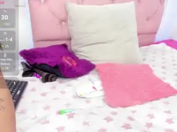 Chaturbate Adult Webcam of ella_jhones22
