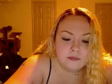 Chaturbate Live Sex Cam of emilysgotissues
