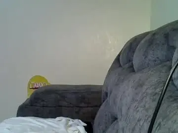 Chaturbate Live Sex Cam of sexy_linda022