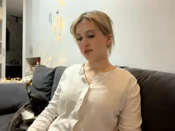 Chaturbate Sex Cam of antoniettasiregar