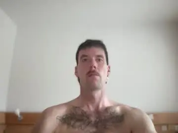 Chaturbate Adult Video Chat of bigmachinejack