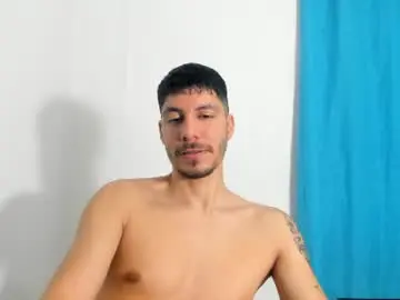 Chaturbate Adult Webcams of daniel_sexy77