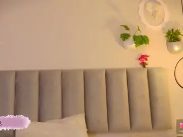 Chaturbate Live Sex of emely_deluxe