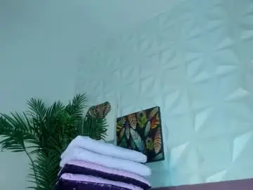 Chaturbate Live Sex of hellen_sky_