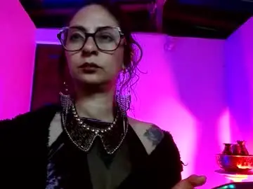 Chaturbate Free Porn Cam of serena_xyz