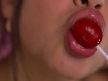 Chaturbate Live Sex Cam of ashley_jones9