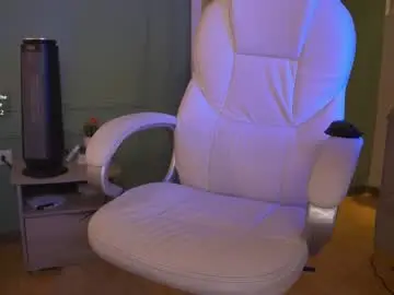 Chaturbate Live Sex Cam of ashley_jones9