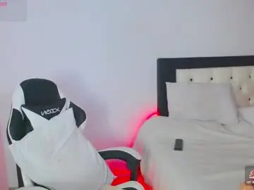 Chaturbate Sex Cam of carolinnefiotti