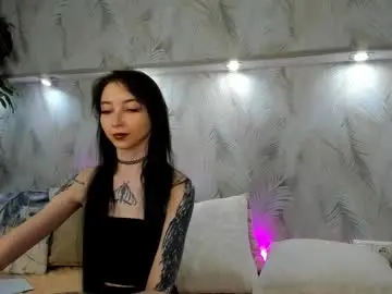 Chaturbate Nude Webcam of ellen_hops