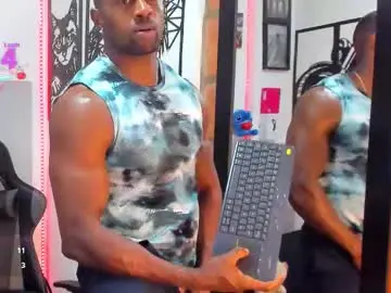 Chaturbate Live Sex Cam of mike_kilian1