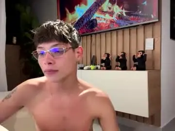 Chaturbate Live Sex Cam of morgan_hiller