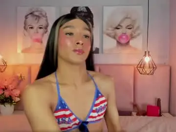 Chaturbate Live Sex of dara_petite_