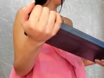 Chaturbate Free Live Porn of sophi_thaylorr