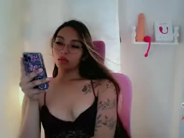 Chaturbate Live Sex of asianhottiesttamira