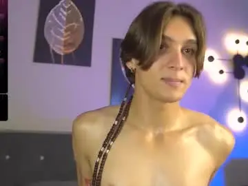 Chaturbate Adult Webcam of cleo_stringer_