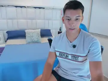 Chaturbate Watch Live Sex Cams of edwin_blaz