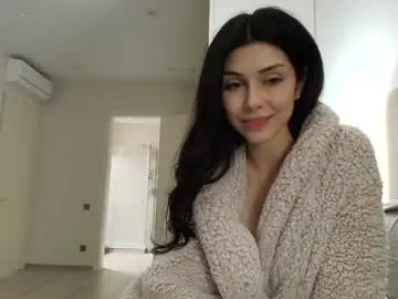 Chaturbate Live Sex Cam of milla_bella