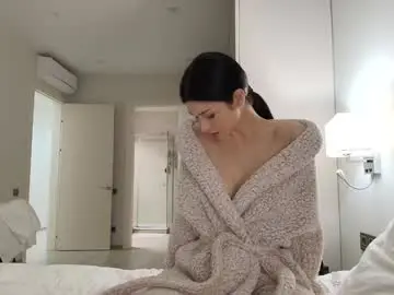 Chaturbate Live Porn of milla_bella