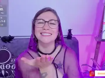 Chaturbate Free Porn Cam of mistica_natural1