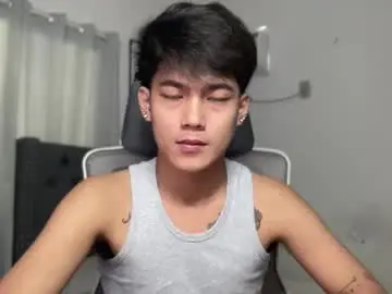 Chaturbate Live Sex Cam of xaldrian_destroyer