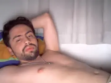 Chaturbate Live Sex Cam of alejo_shy