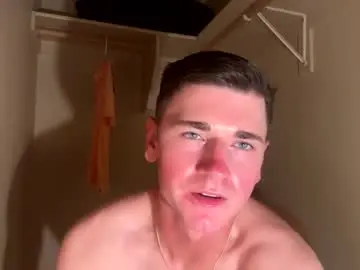 Chaturbate Sex Chat of elijahkinky24