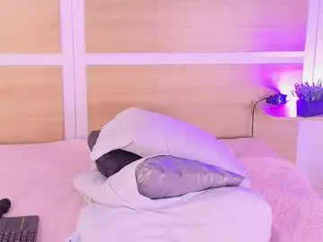 Chaturbate Live Sex Cam of niickypurple