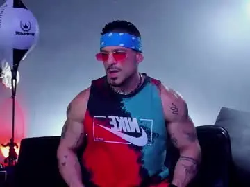 Chaturbate Best live sex cam show of dennis_cox_