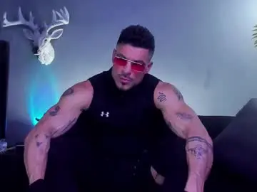 Chaturbate Live Sex Cam of dennis_cox_